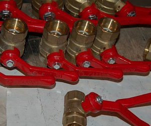 Краны шаровые латунные