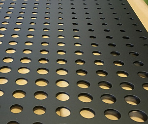 Лист перфорированный пластиковый